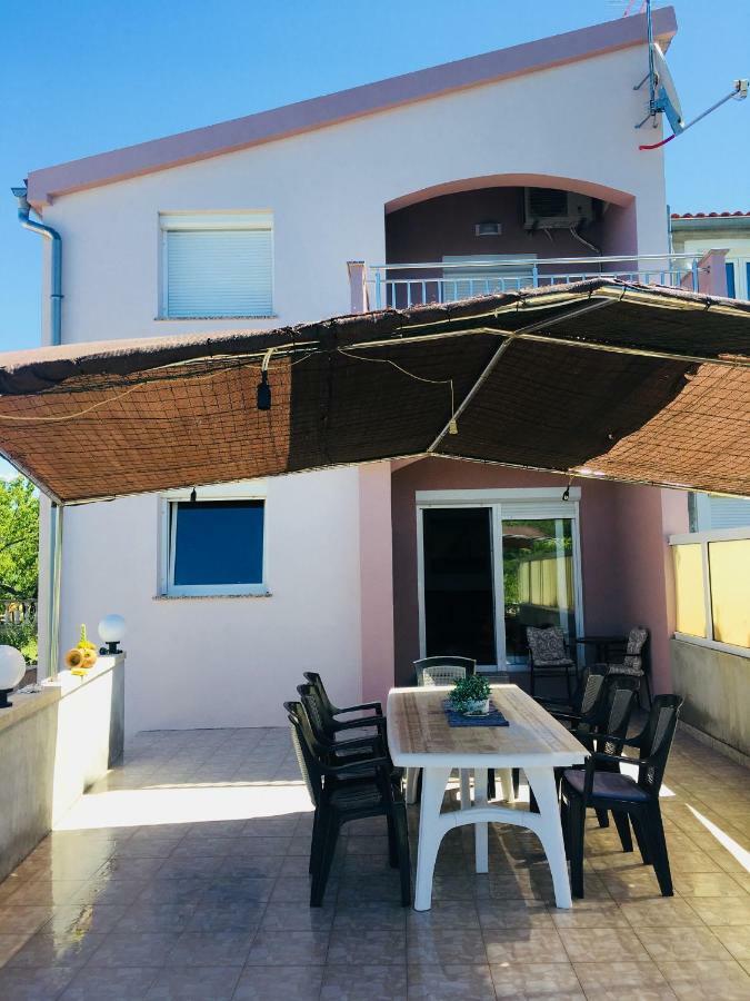 Dama Apartment Obrovac Ngoại thất bức ảnh